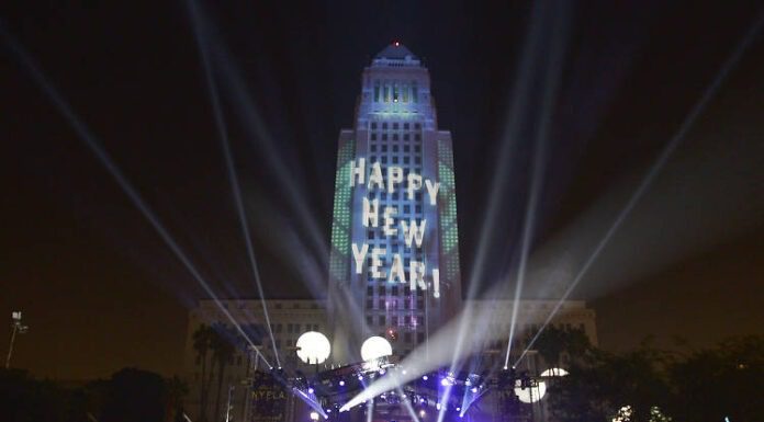 NYELA.-new-years-eve
