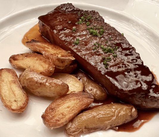 Italian Wines Pour 'Charming Taste of Europe' at NYC's Lincoln Center Holiday Dinner