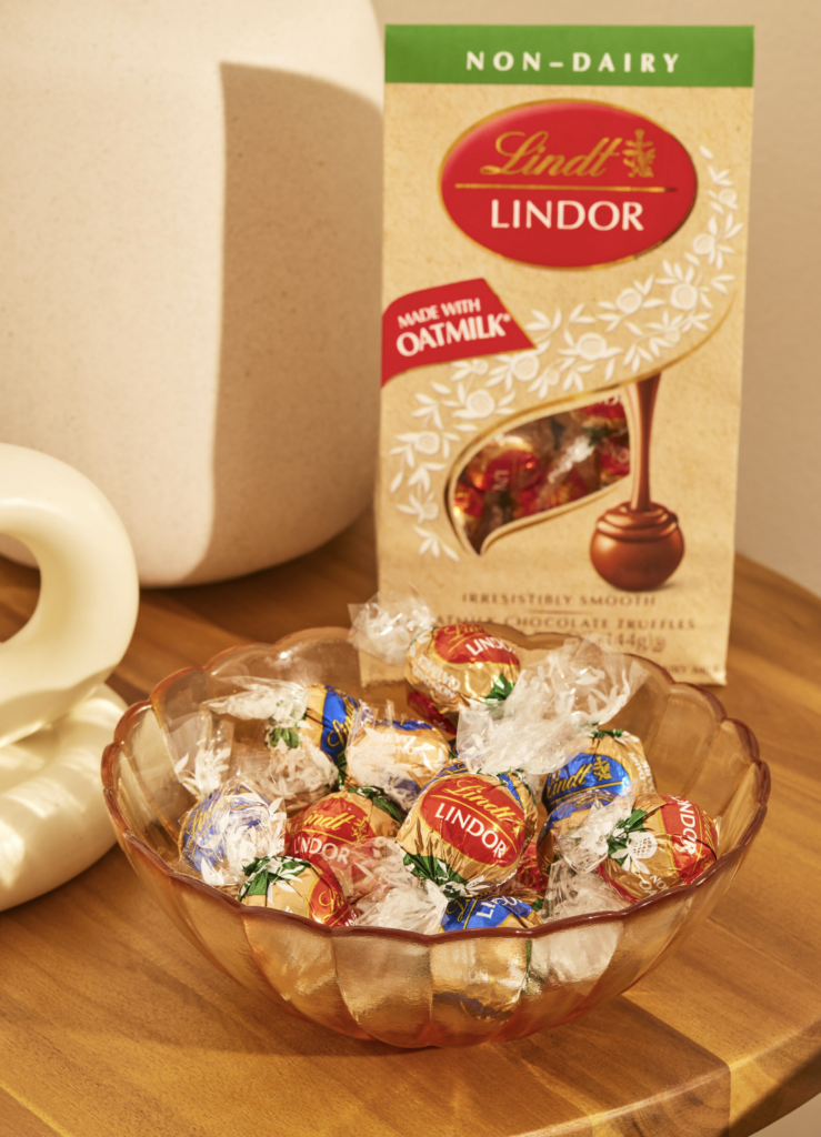 Non-Dairy Fans, Take a Bite! New Lindt Lindor Oatmilk Chocolate Truffles are here!