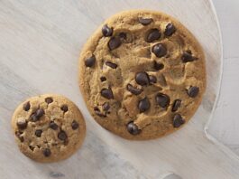 Chips Ahoy! Big Chewy Cookie