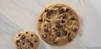 Chips Ahoy! Big Chewy Cookie