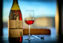 Rosh Hashanah 2025 with expert wine picks