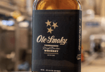 Discover Ole Smoky’s new Tennessee Straight Bourbon Whiskey—four-year aged, rich flavor, nationwide release