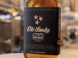 Discover Ole Smoky’s new Tennessee Straight Bourbon Whiskey—four-year aged, rich flavor, nationwide release