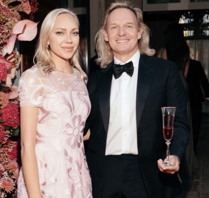 From luxury weddings to Hollywood sets, with seamless logistics and rising demand, Aphrodise Sparkling Rosé redefines celebrations.