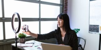 Teaching Through a Webcam: How PEM Turns Digital Screens