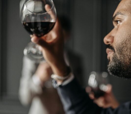 Four Israeli wines and a Trader Joe's Pinot walked into a kosher wine tasting.