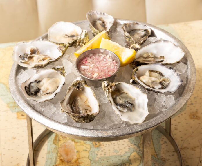 West Side Oyster Club Santa Monica: Ocean Avenue New Seafood