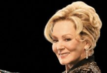 Jean Smart's Deborah Vance FYC Show