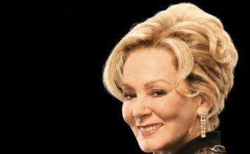 Jean Smart's Deborah Vance FYC Show