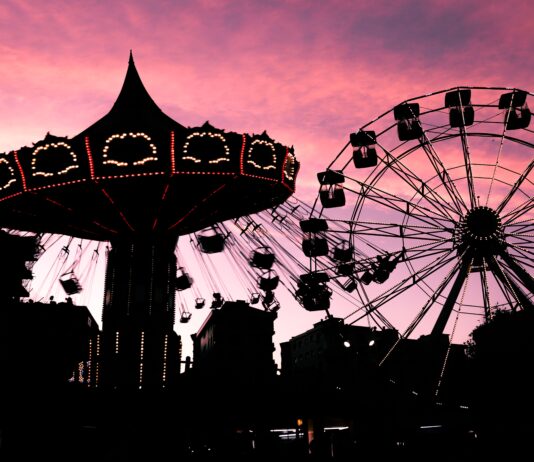 Saudi Arabia's $7B Paris Theme Park