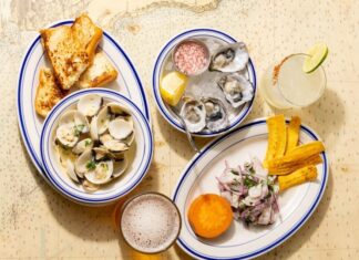 Santa Monica Oyster Happy Hour: $2 Oysters